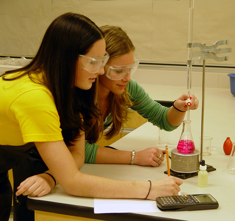 science-students-1241156